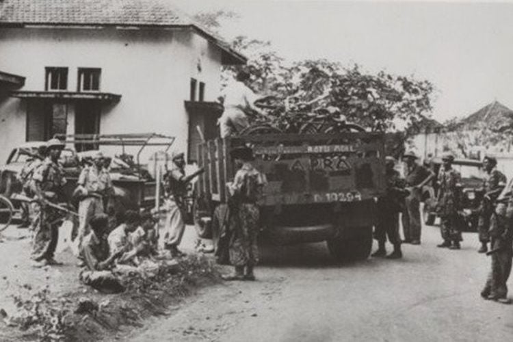 Belum Ada Tersangka pada Tragedi Berdarah Kanjuruhan, Siapa Paling ... Malam berdarah di Karang Anyar Jalan Kemerdekaan yang dirahasiakan warga